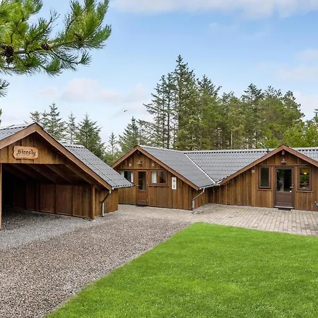 5 Bedroom Beautiful In Lokken * Gronhoj (Nordjylland)