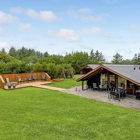 5 Bedroom Beautiful In Lokken * Gronhoj (Nordjylland)