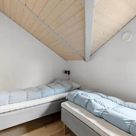 5 Bedroom Beautiful In Lokken * Gronhoj (Nordjylland)