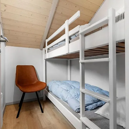 Beautiful Home In Lokken With Sauna بيت للعطل