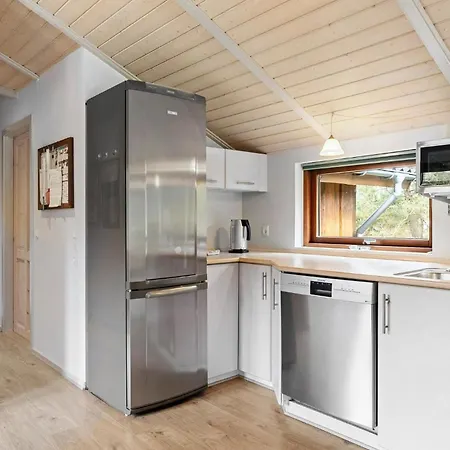 5 Bedroom Beautiful In Lokken Holiday home Gronhoj (Nordjylland)
